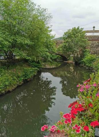 Beautiful Riverside Home, Hebden Bridge, Woodland Views, Sleeps 2 - 9 Exterior foto