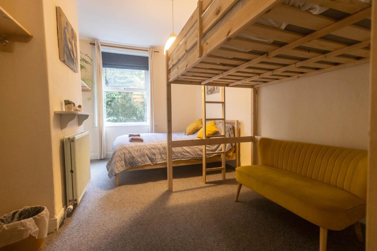 Beautiful Riverside Home, Hebden Bridge, Woodland Views, Sleeps 2 - 9 Exterior foto